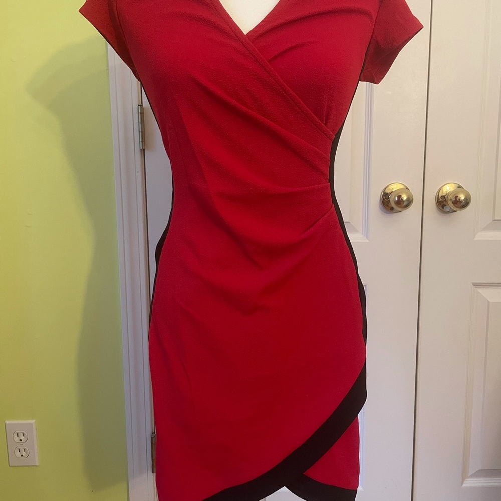BRAND NEW SEXY RED SUMMER DRESS!